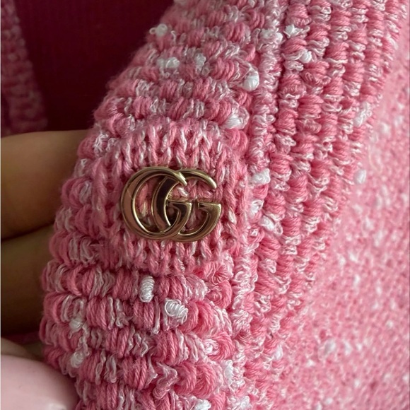 Gucci Pink Button-Front Cardigan NWT with Gucci hanger and Gucci garment bag - Picture 4 of 10